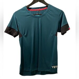 Yeti Beti Teal Activewear Cycling Short Sleeve Top Size - Small